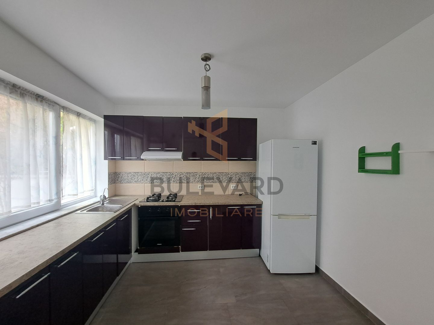 Casa 5 camere, 150 mp utili, 300 mp teren, garaj, cartier Dambul Rotund! - Poză 5