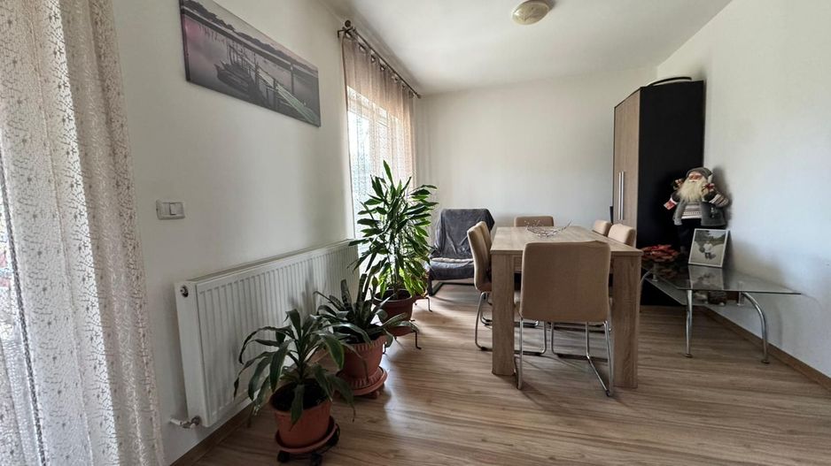 COMISION 0% | Duplex Mobilat Cu 4 Camere | Giroc | 90 mp | Teren 200mp - Poză 4