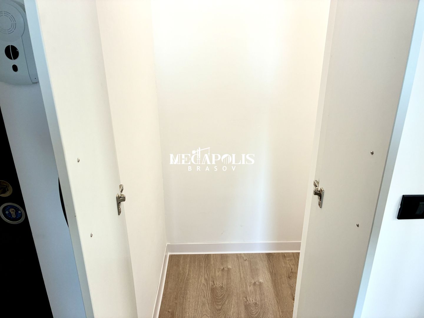 3 Camere / Tractorul / Renovat / Credit - Poză 18