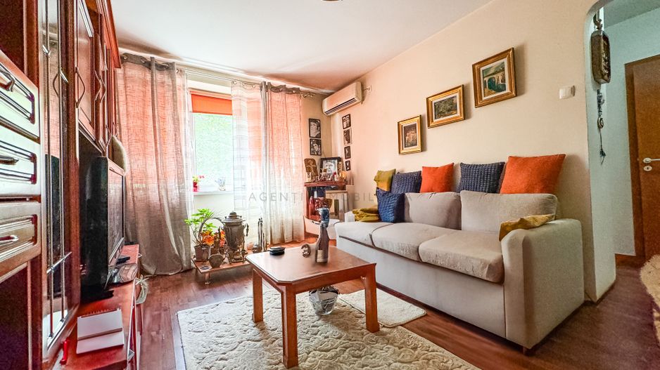 2 Camere Vatra Luminoasa -Zona Premium - Poză 1