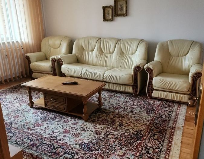 Apartament 13 septembrie Merriott - Poză 1