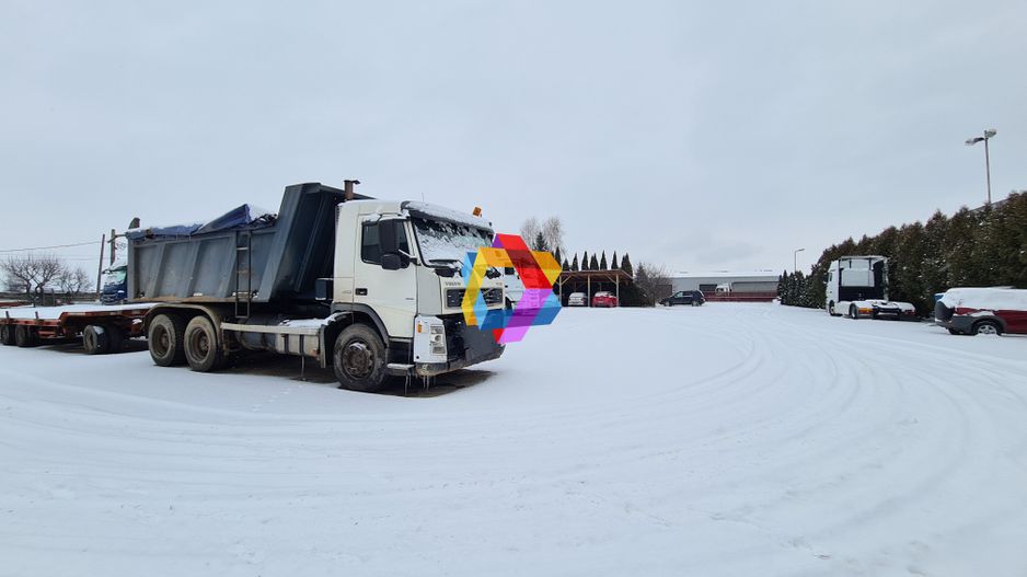 Prorietate mixta - 1021 mp, teren 6232mp - Poză 3