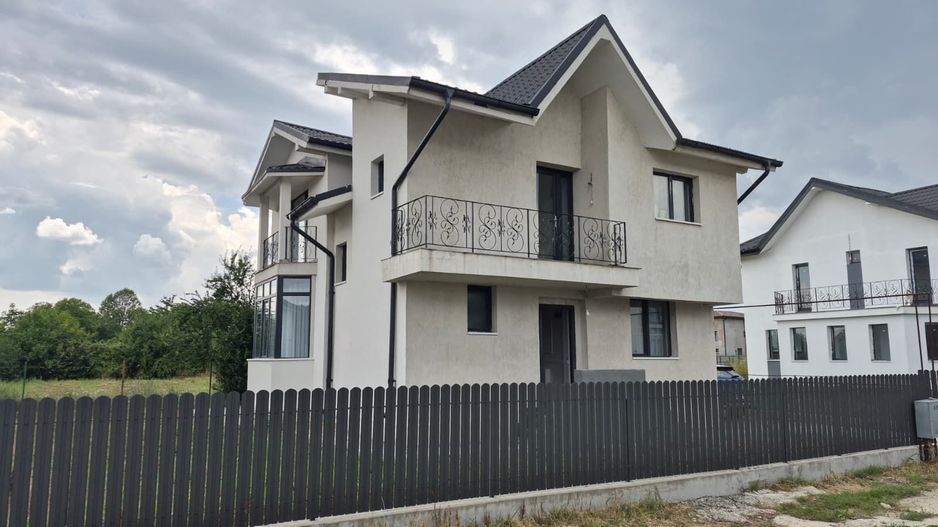 Casă P+1 + Pod - Snagov – vedere la pădure, teren 360 mp - Poză 1