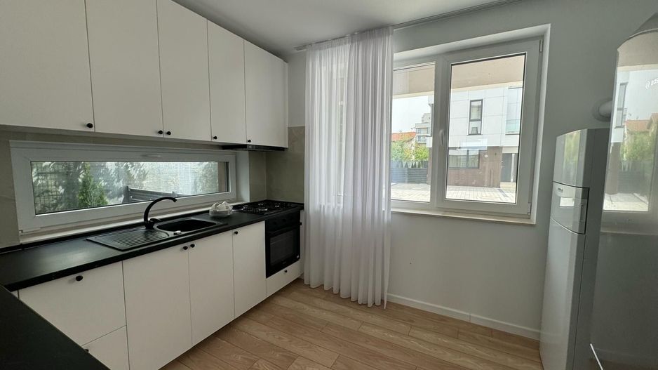 Vila Rond OMV | De închiriat | 4 dormitoare - Poză 2