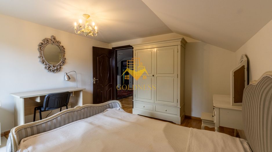 Casa individuala, 5 camere, dressing,garaj, 1000 mp gradina, Borhanci - Poză 14