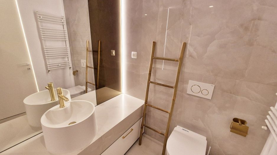 De inchiriat| 2 camere Cortina North | Parcare - Poză 4