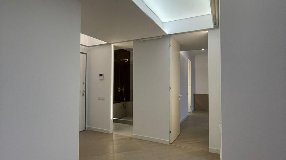 Cortina North || 3 Camere || Nemobilat || Activitate birou - Poză 4