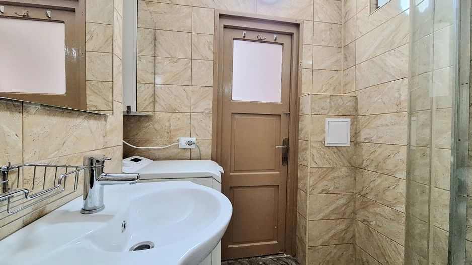 Apartament cu 2 camere, mobilat si utilat, strada Lunga - Brasov. - Poză 8