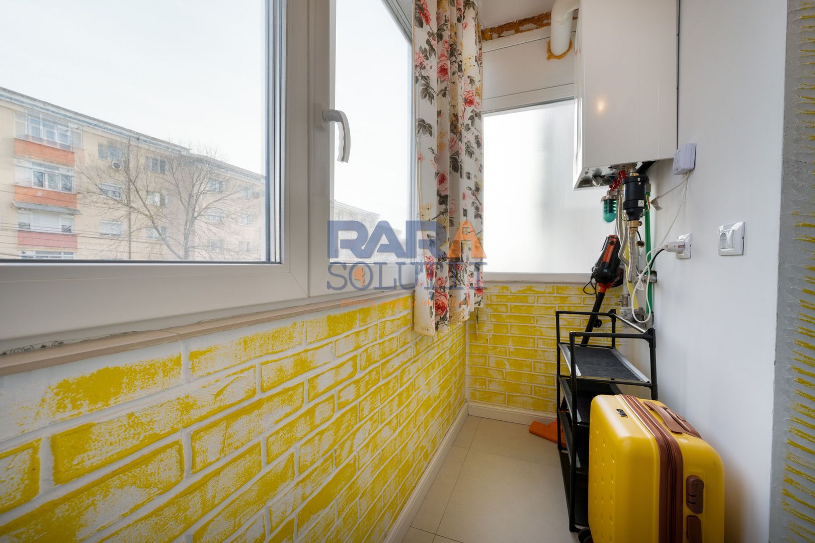 Apartament spațios cu 4 camere - renovat modern, mobilat și utilat - Poză 6