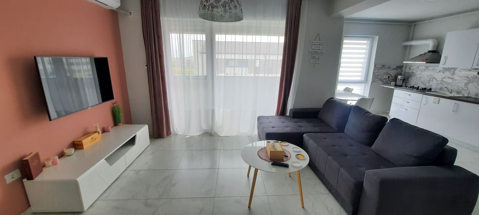 Apartament cu 2 camere si  2 locuri de parcare - Poză 3