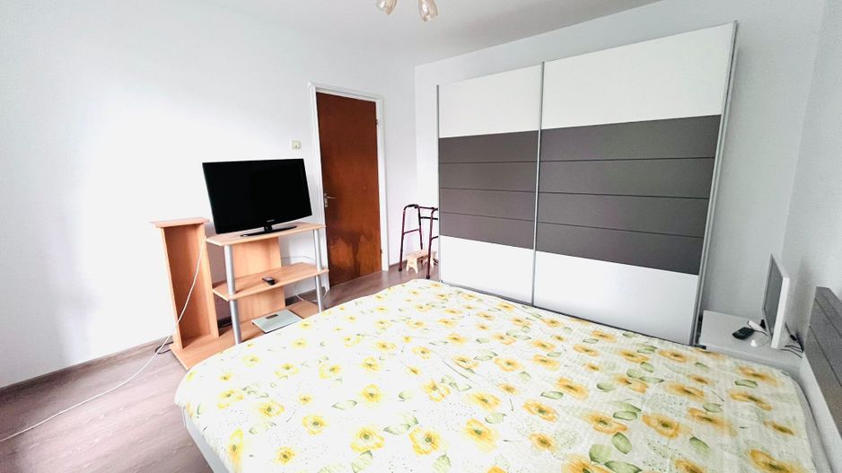 APARTAMENT 3 CAMERE DECOMANDAT SU 63MP ETAJ 3/4 DRUMUL TABEREI - Poză 1