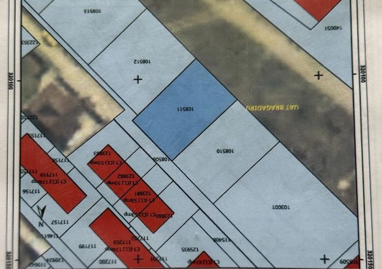 Teren de vânzare - Poză 1