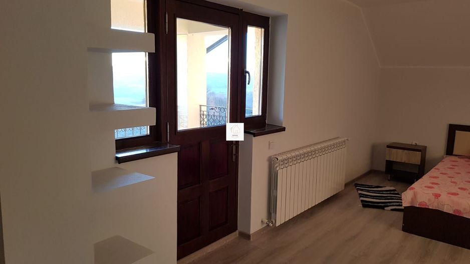 Refugiu la munte - casă cu 3070 mp teren și vedere spre Vârful Rânca - Poză 18