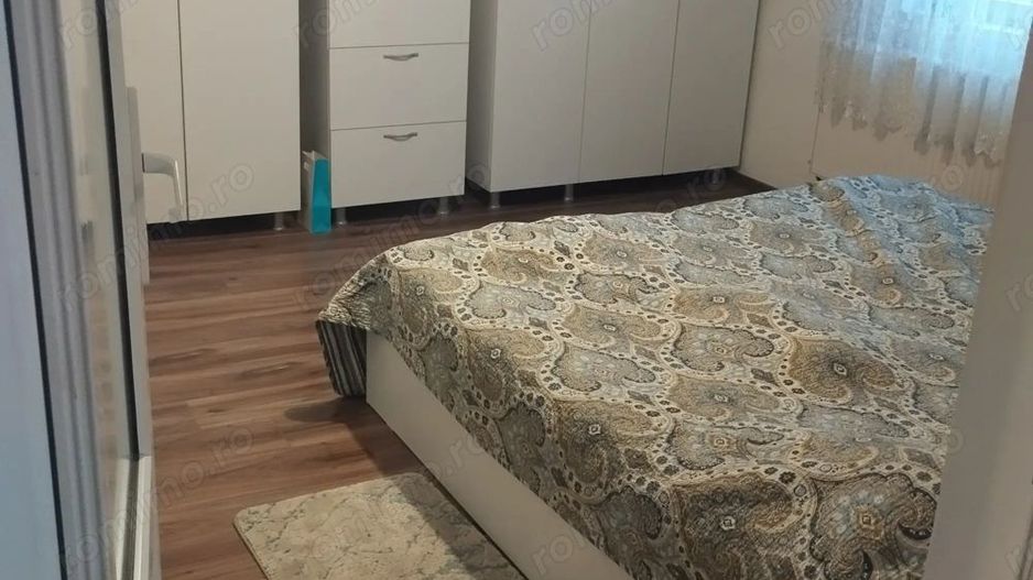 Casă de vânzare cu teren 920 mp - Poză 7