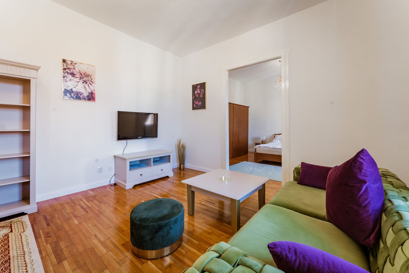 Apartament de lux cu 2 camere în centru - Poză 2