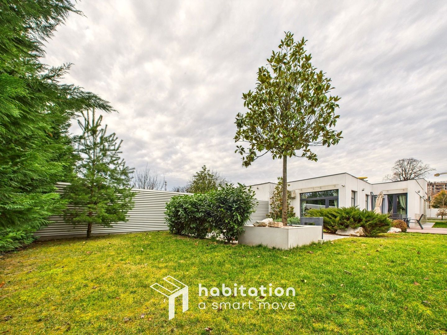 Refugiu urban – design, lumină și natură - Tur Virtual - Poză 33