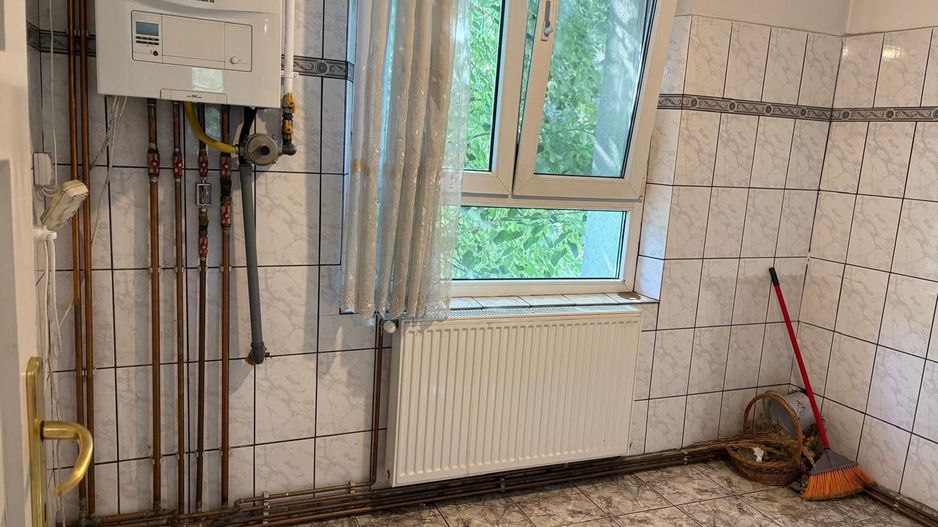 APARTAMENT DECOMANDAT | CENTRALA PROPRIE | FLORESACA COMPOZITORI - Poză 3