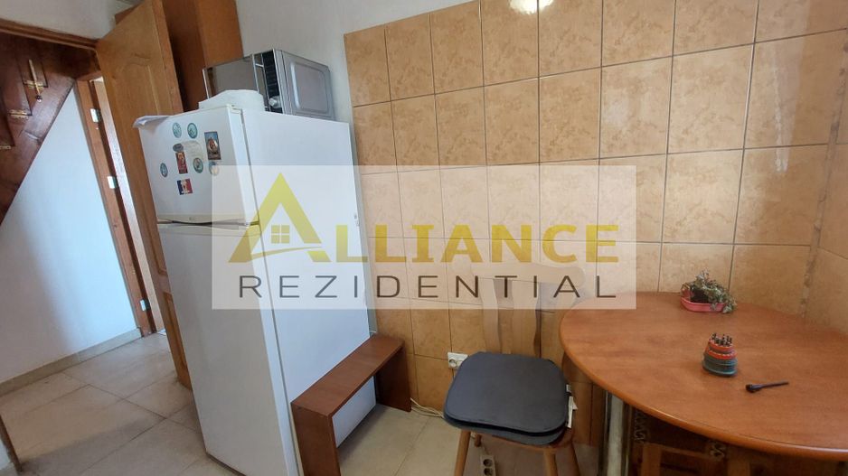 Apartament Mansardat cu 2 Camere în Postalionului - Poză 8