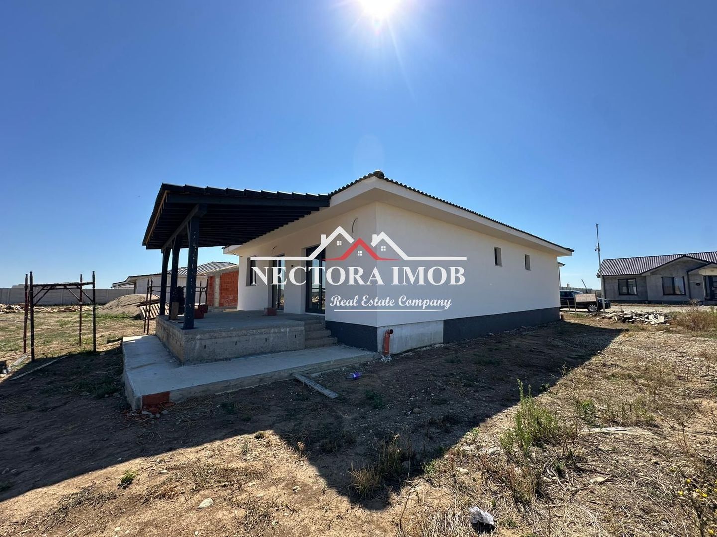 NECTORA IMOB-Casa la alb, Santandrei, 4 camere, 2 bai, 500 mp teren - Poză 4