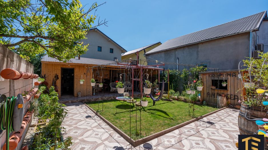 Casă P+M Năvodari | 6 camere | Curte superb amenajată - Poză 5