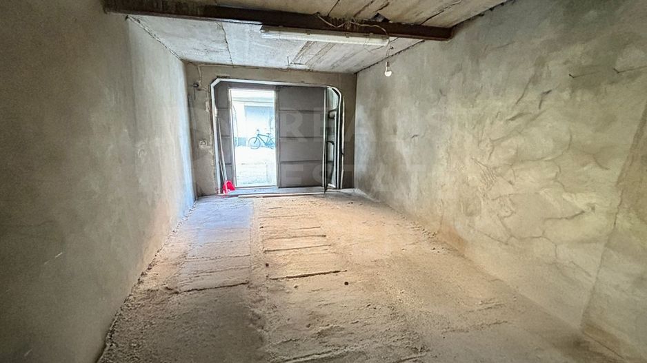 Vânzare, parcare , 81 mp, strada Gheorghe Asachi, Centru - Poză 4