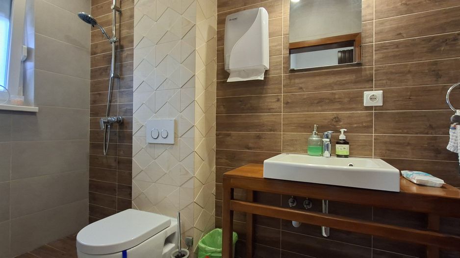 Casa P+E cu 4 camere - Aradului/British SCHOOL - Poză 14