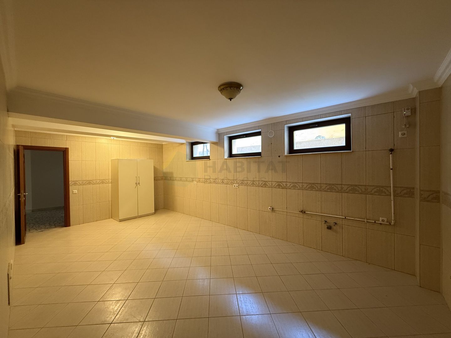 Vila 9 camere cu piscina si teren de 1.000 mp - Poză 31