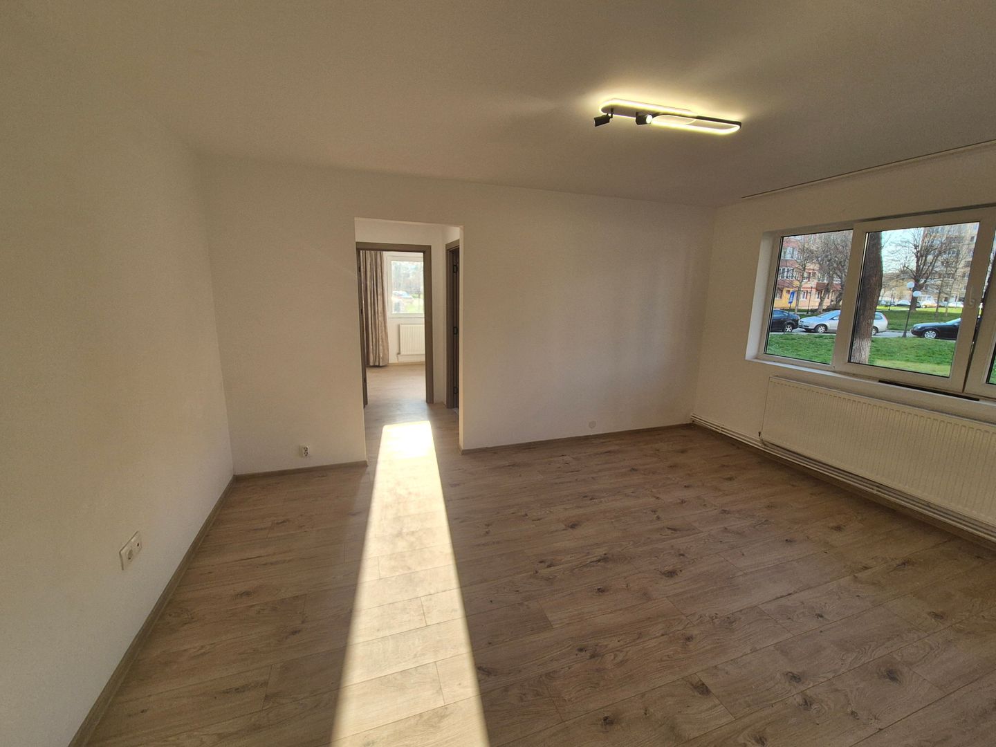 Vand 2 camere Micro 1 - Poză 2
