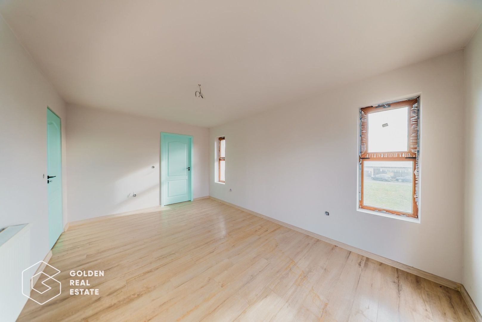 Casa finisata modern, teren 450 mp, in Europa Grand Village - Poză 8