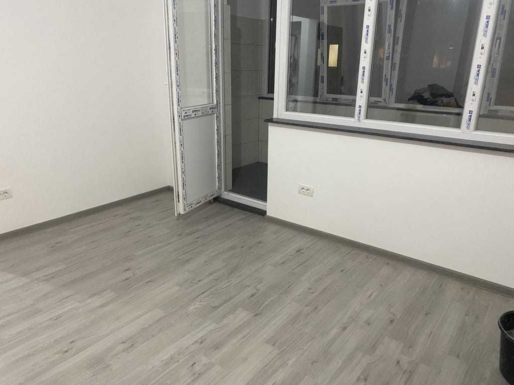 apartament 3 camere, RENOVAT 100 %, totul nou - Poză 5
