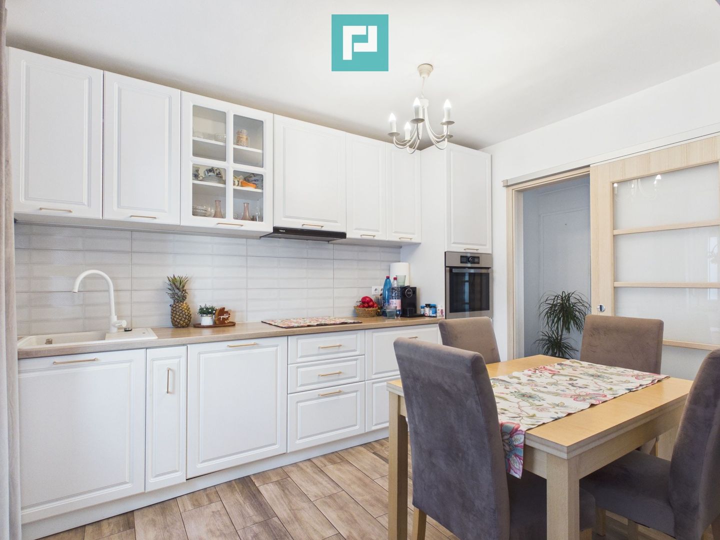 Apartament superb cu 5 camere, in Vlaicu - Poză 5