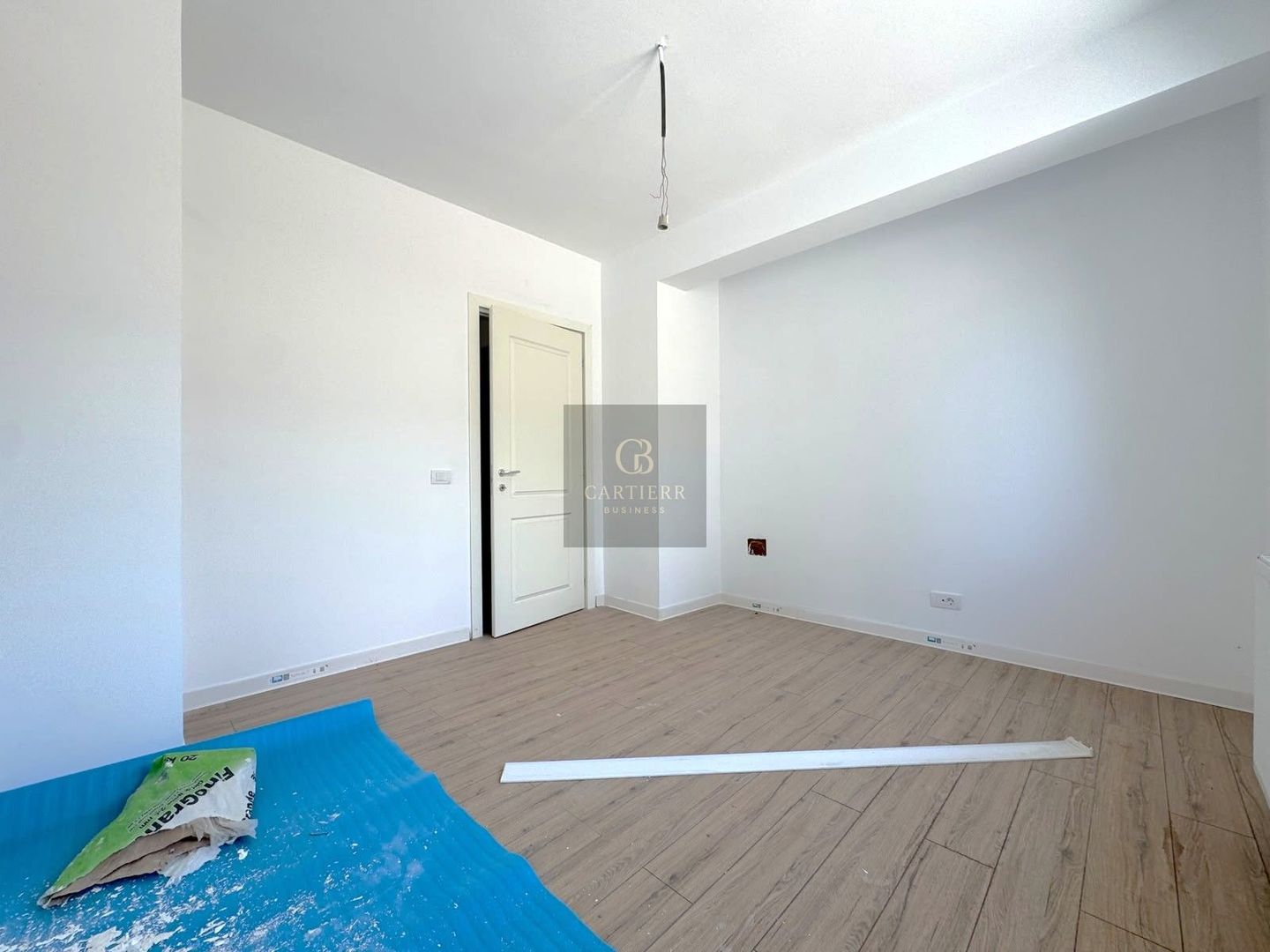 2 CAMERE + 2 LOCURI DE PARCARE| ANDRONACHE | - Poză 4