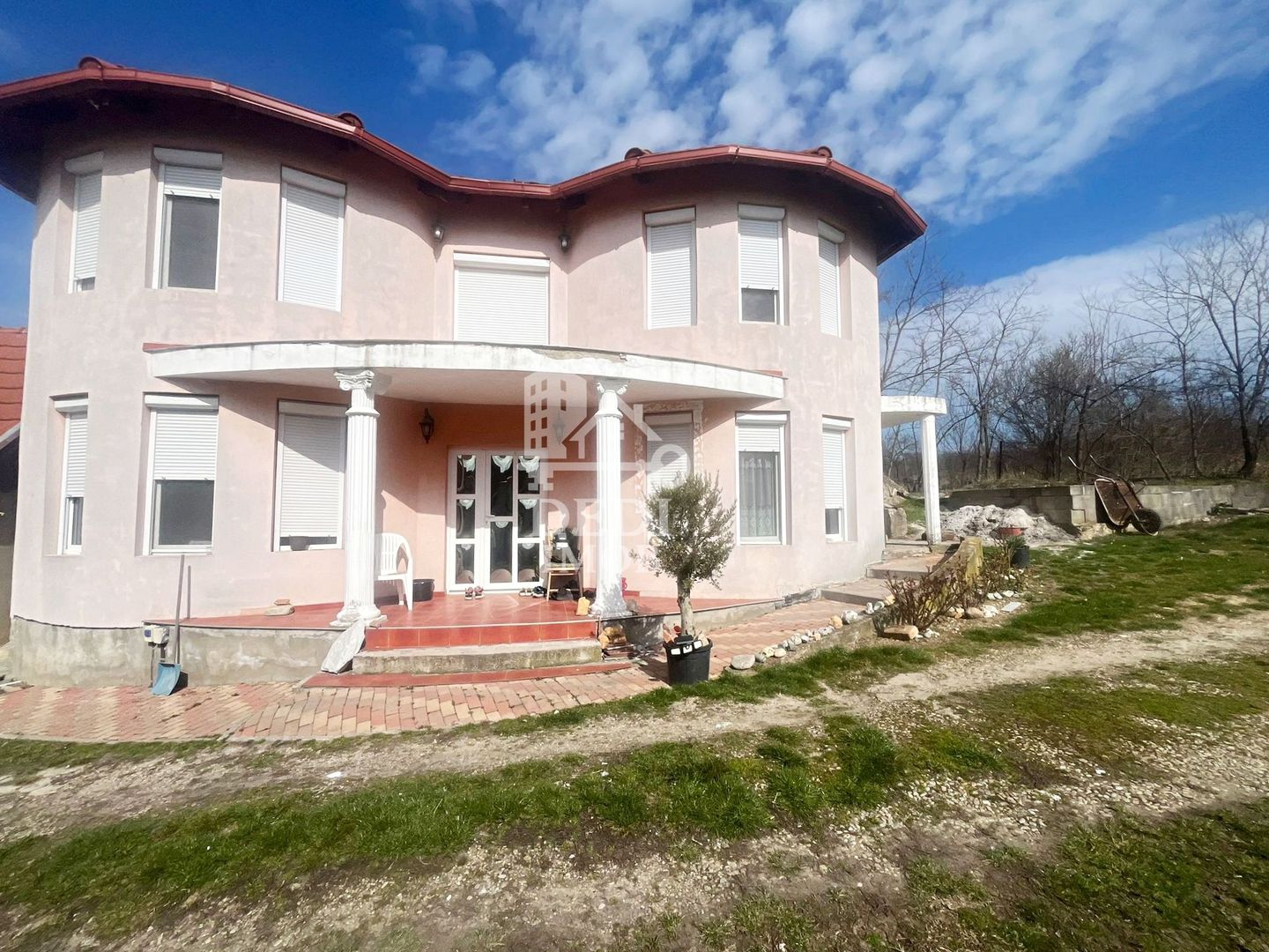 Casă cu 2 locuințe, teren intravilan 7062 mp Cetariu, Bihor - Poză 5