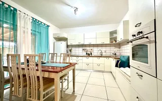Casa la intrare în Ghiroda - Poză 11