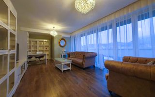 Penthouse cu 2 parcări subterane, vedere panoramică spre Tâmpa – Centrul Civic - Poză 2