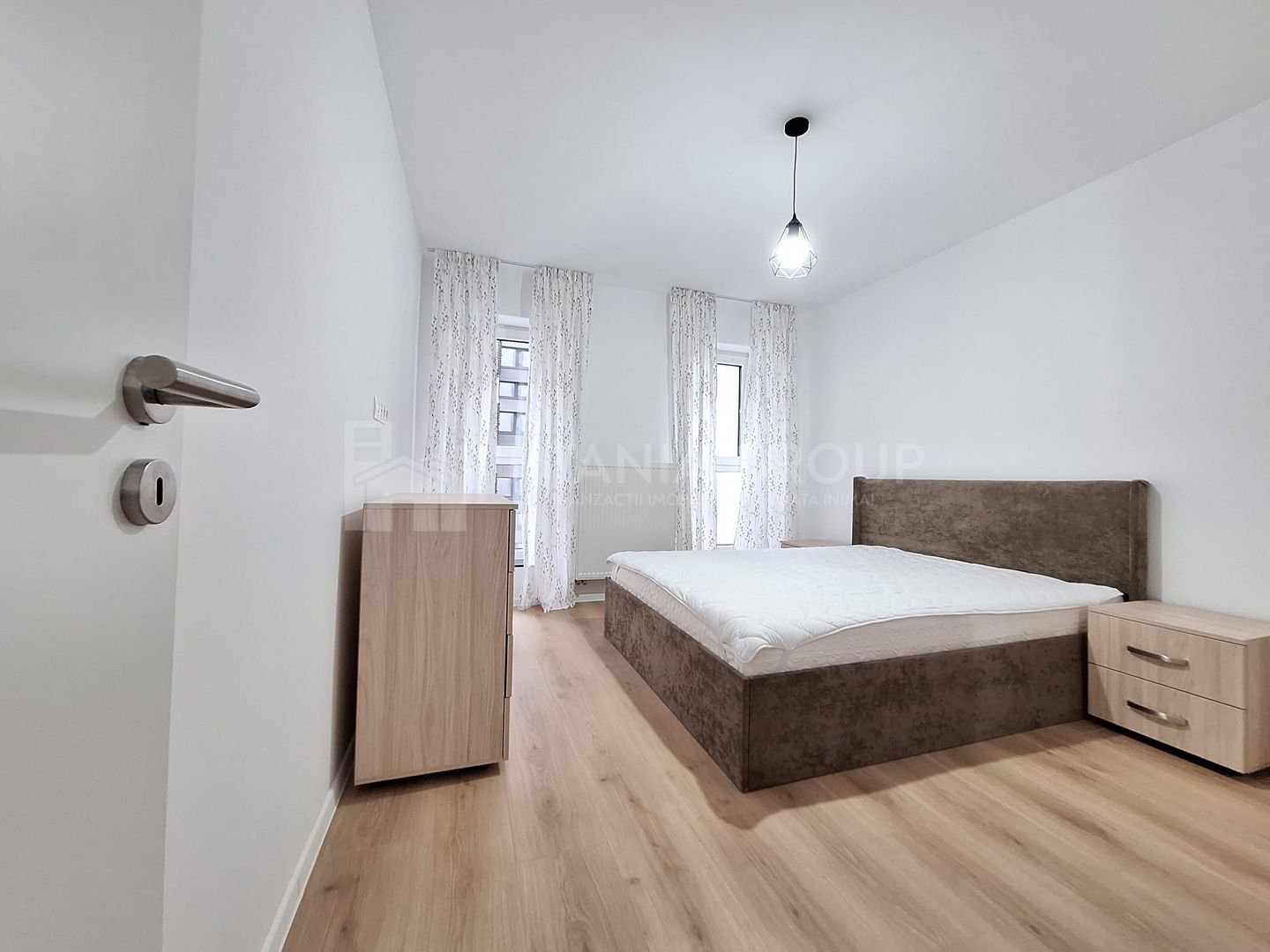 Apartament 2 camere, decomandat, Coresi, short/long term - Poză 6