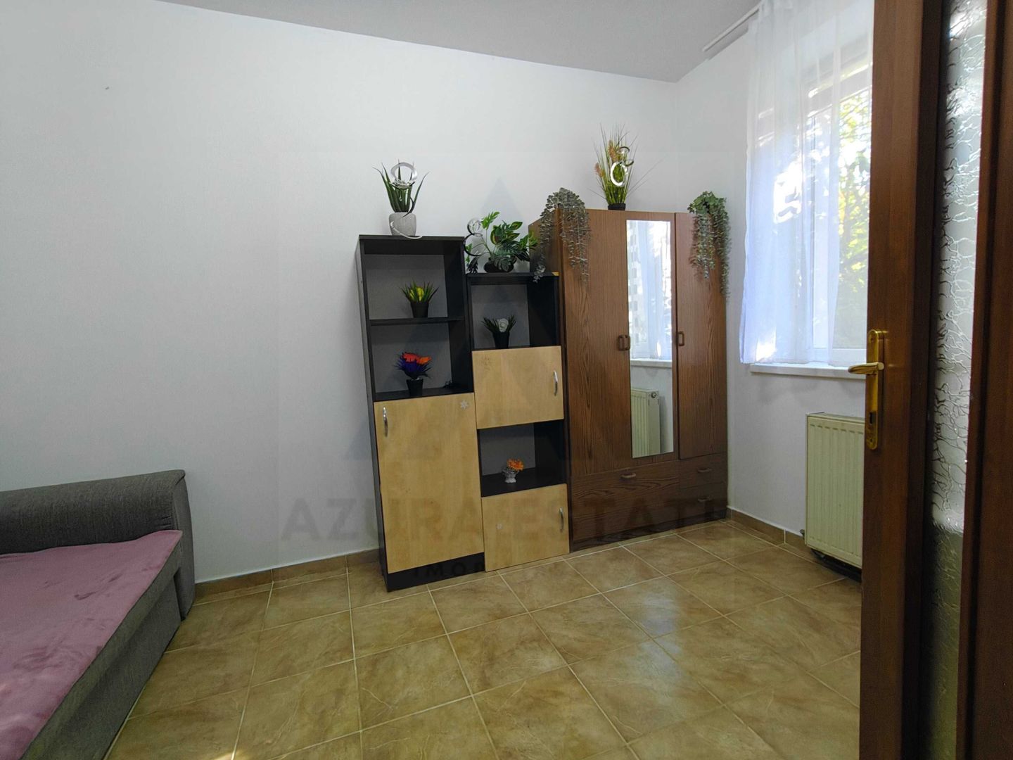 Apartament cu 2 camere bucatarie inchisa si balcon in zona Hipodrom 2 - Poză 5