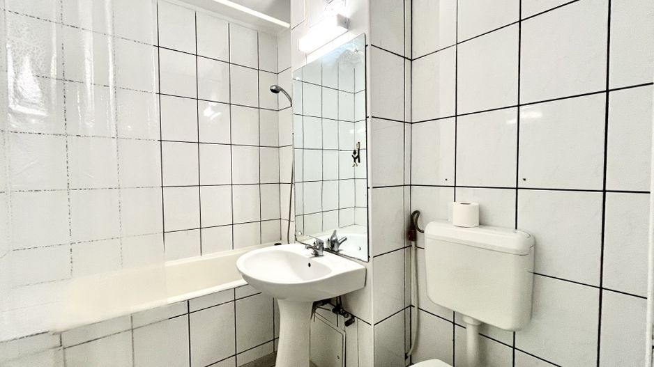 Apartament 3 camere, 2 bai, etajul 1,  in  zona Aradului - Piața Verde - Poză 18