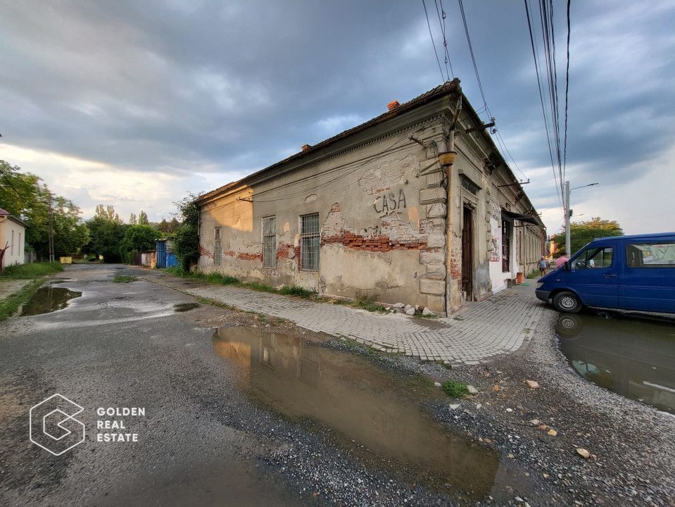 Casa cu teren 1600 mp, Lipova - Poză 1