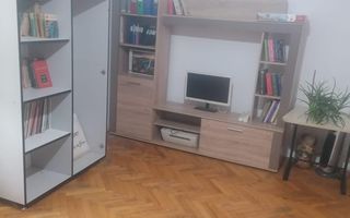 Vand apartament 3 camere langa policlinica Malcoci - Poză 1