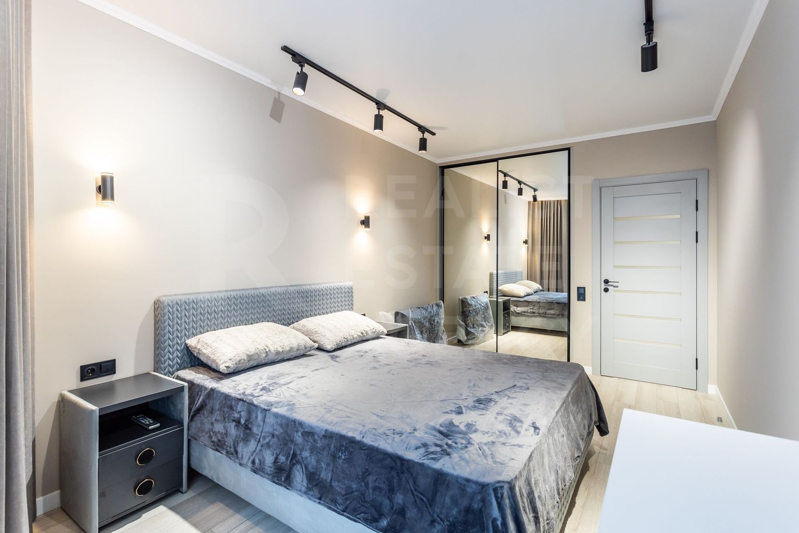 Chirie, apartament, 3 camere, str. Nicolae Testemițanu, Botanica. - Poză 8