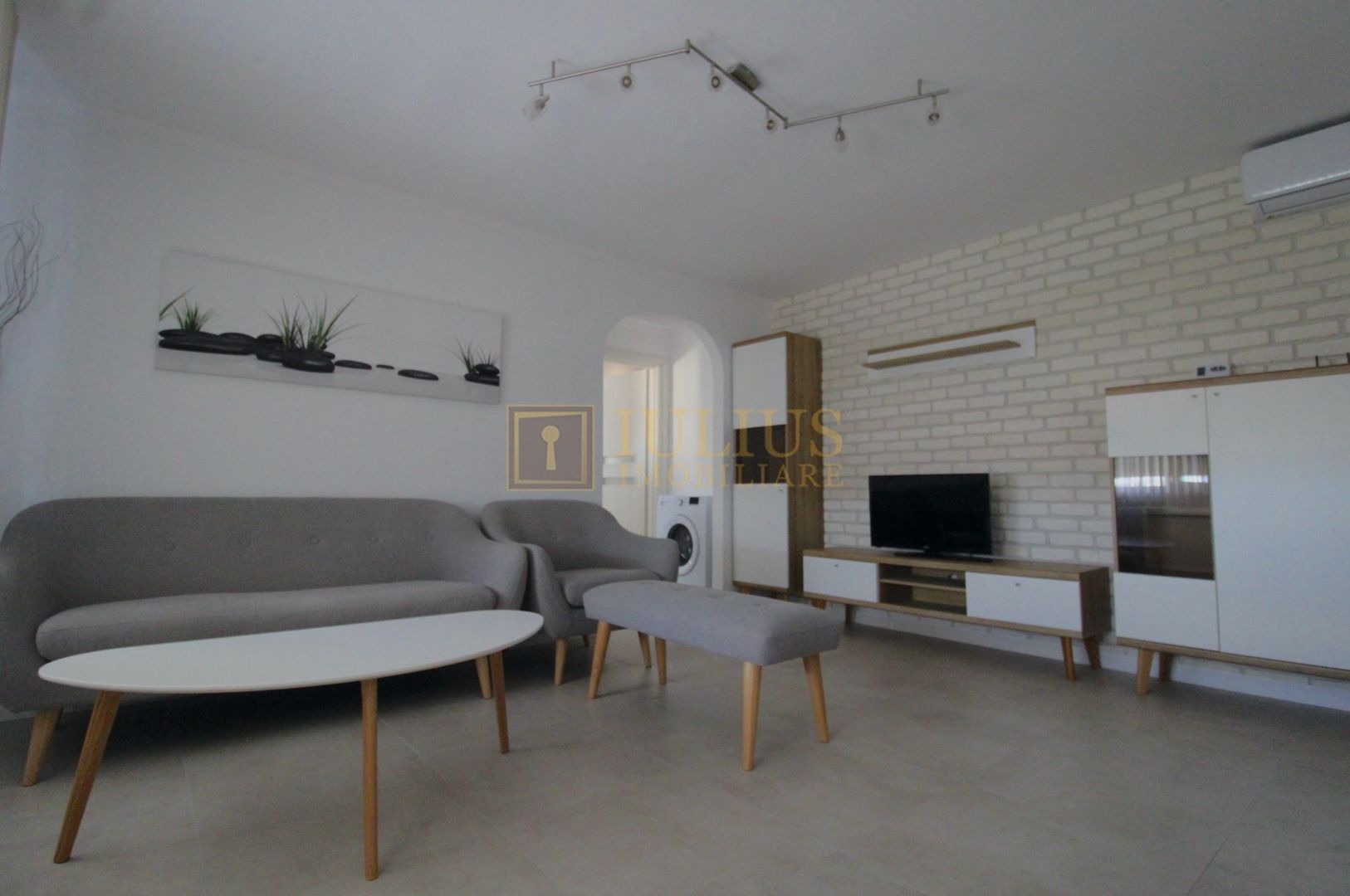 Ultracentral, Piata Victoriei, loc parcare - Poză 2