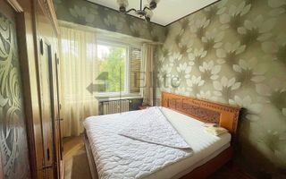 Apartament de închiriat cu 3 camere, Ultracentral in Oradea - Poză 1