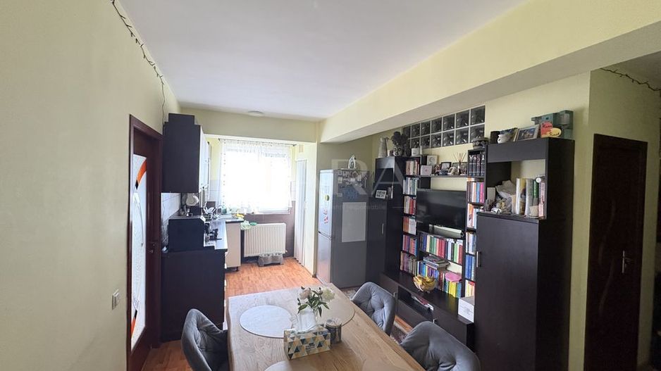 Apartament 2 camere, Mănăștur, Edgar Quinet, 56 mp, balcon. - Poză 2