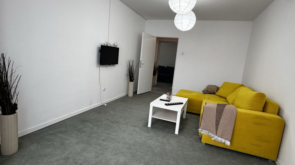 Apartament de vanzare - Poză 2