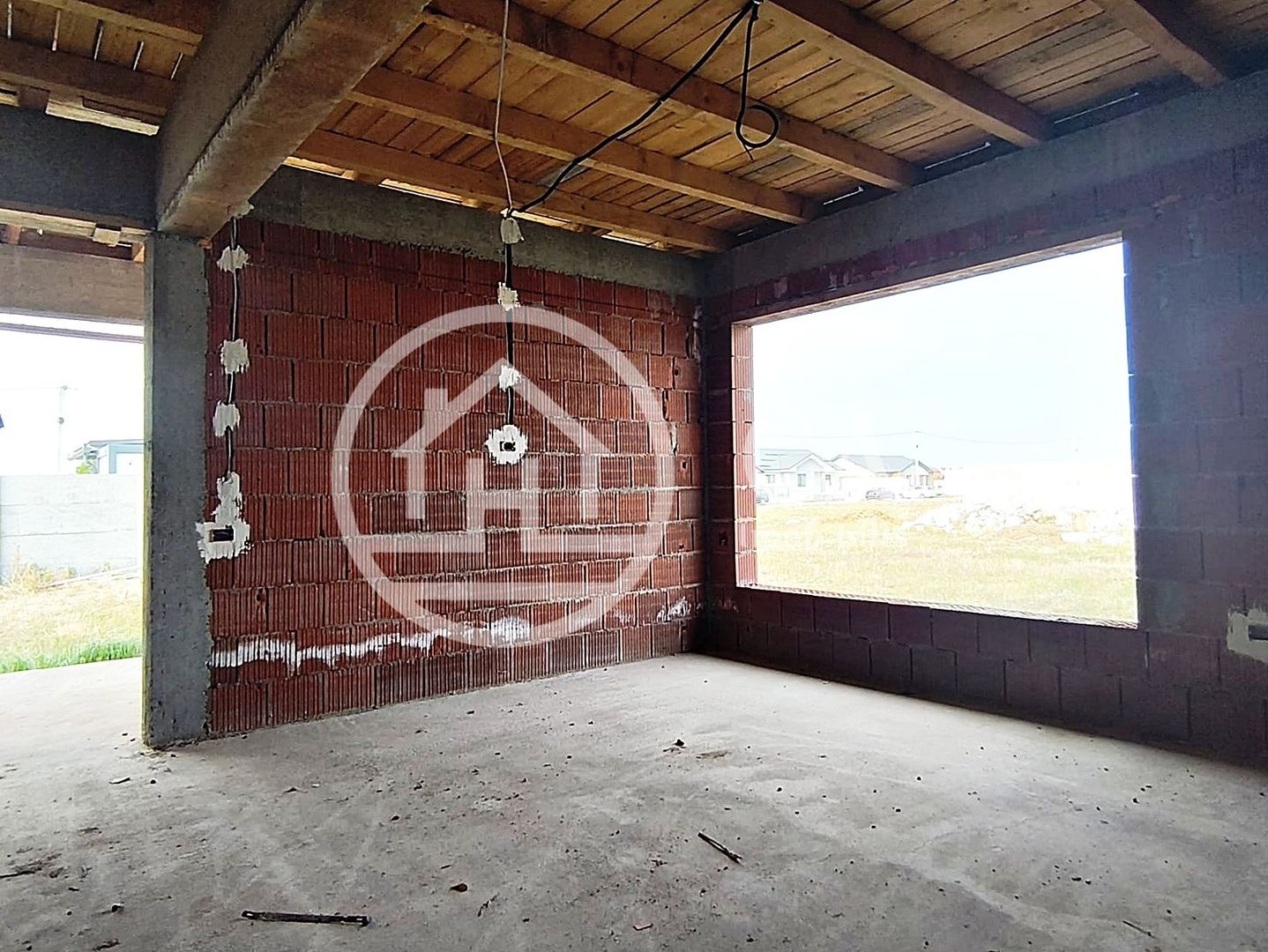 Casa de vanzare cu 4 camere in zona Santandrei, Oradea - Poză 5