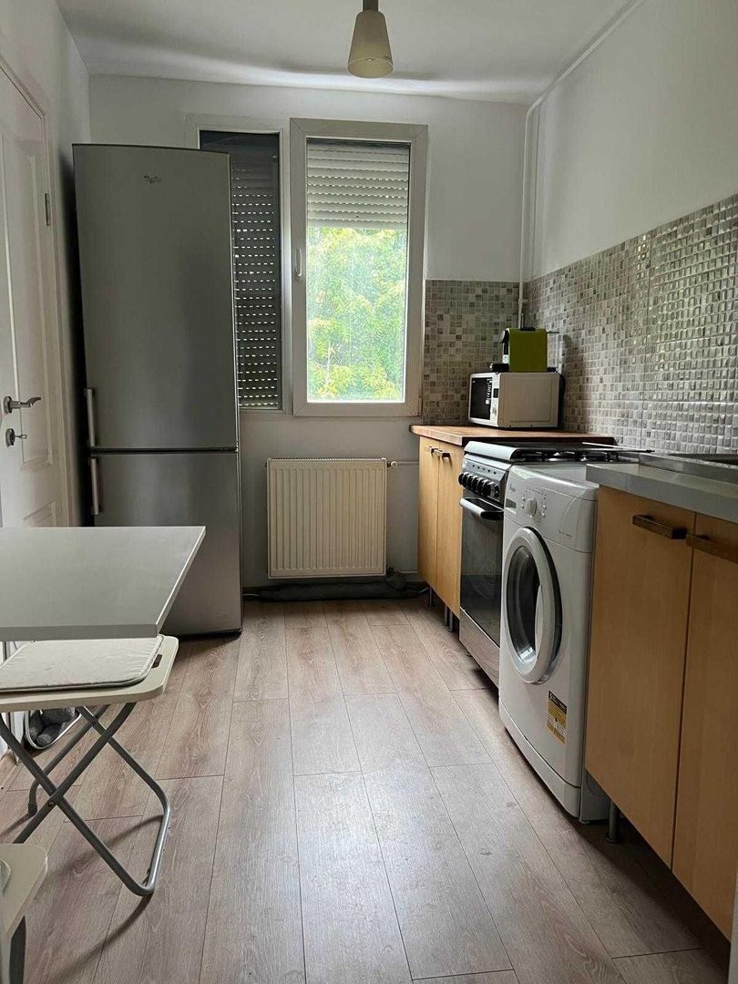AP. 3 CAMERE- APARATORI, CAT-FRIENDLY, BUCATARIE INCHISA, METROU - Poză 3