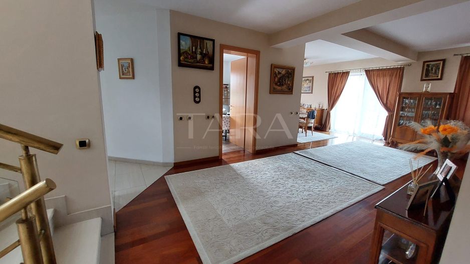 Casă cu 5 camere. de vânzare in Floresti, zona Parcului Poligon. - Poză 5