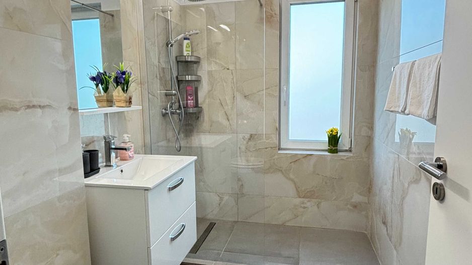 Apartament in vilă | Mobilat si utilat lux I Dumbrăvița - Poză 6