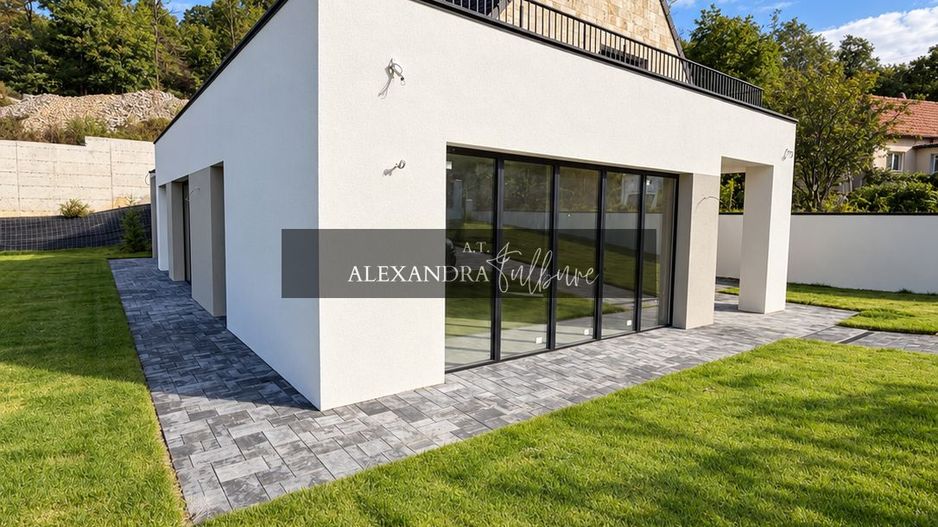 Casa individuala 6 camere, 5 bai, terasa la etaj, curte, P+ET+POD - Poză 8